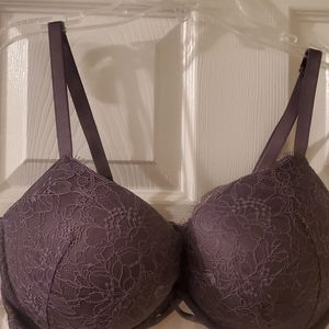Victoria's Secret. Very Sexy push up. 38D
